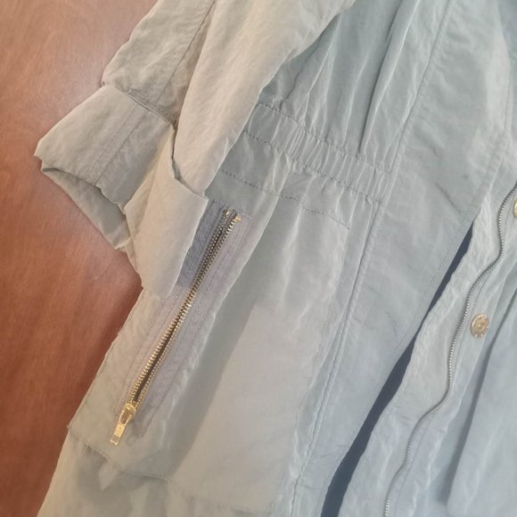 Beautiful Green/Gray Toned Jacket - Picture 2 of 14